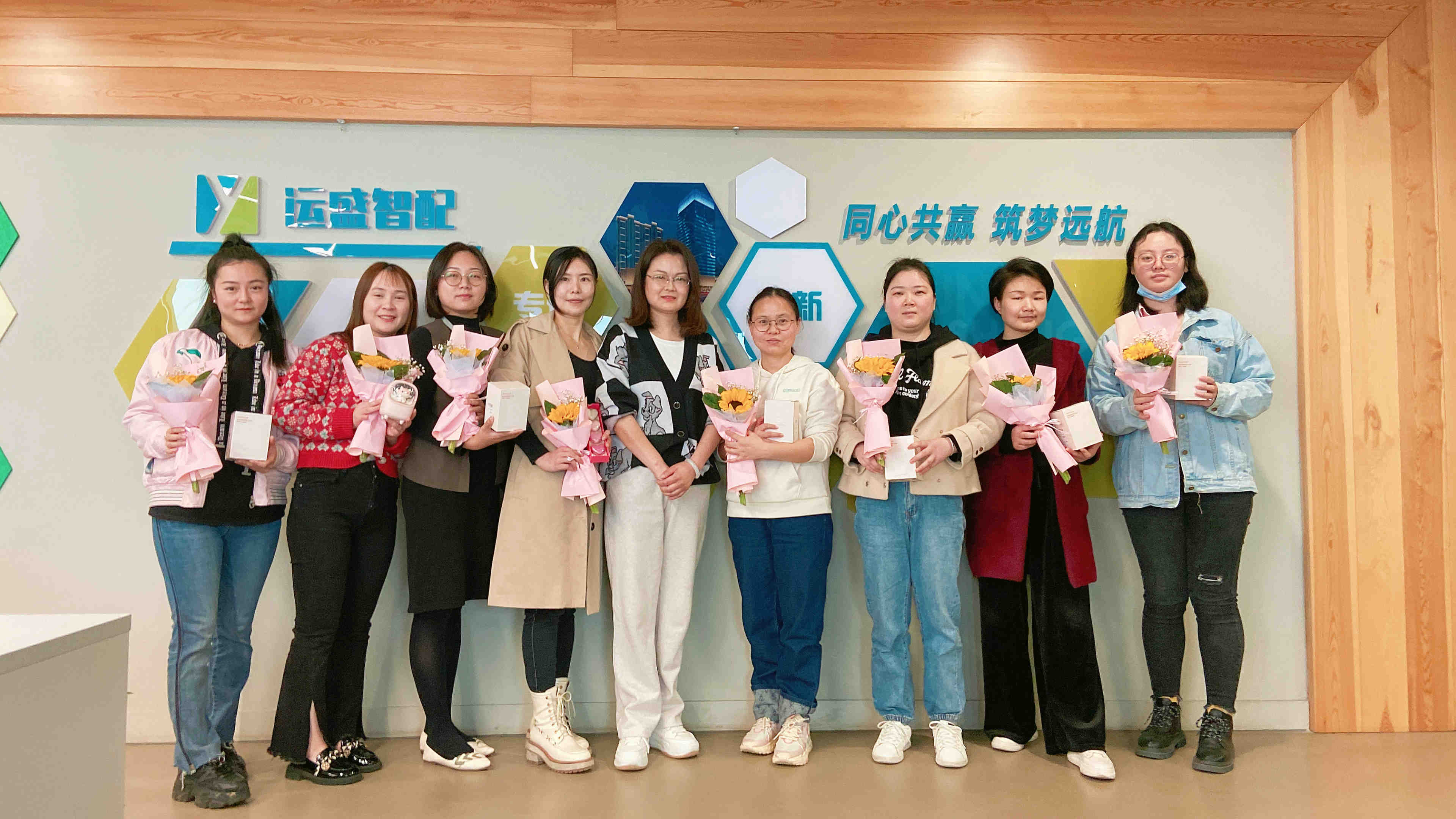 a890915286c0383f8ed702962e23aeb_副本.jpg